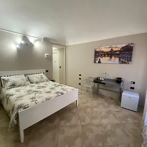 Affittacamere Paradiso, Roma